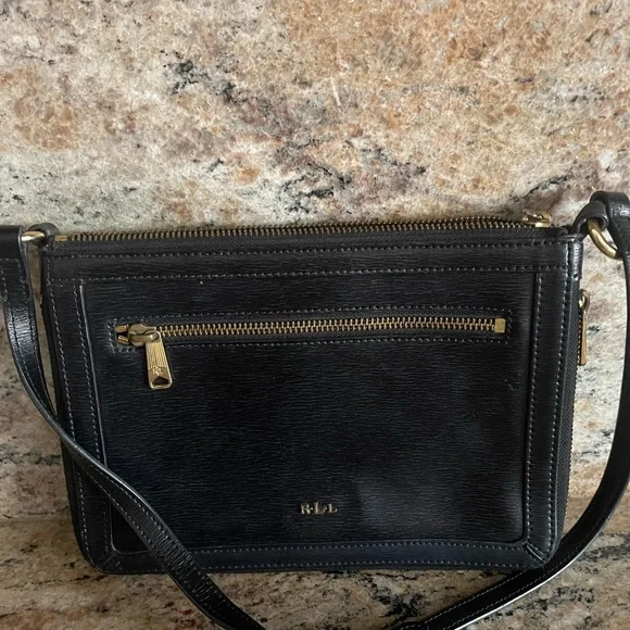 Ralph Lauren genuine leather cross body bag. - Picture 5 of 10